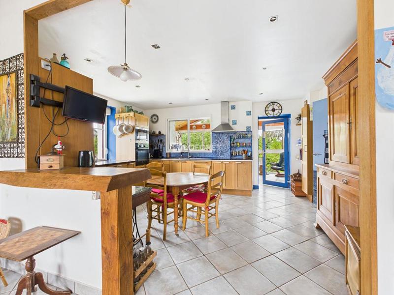 Maison - 178 m² - 6 pièces