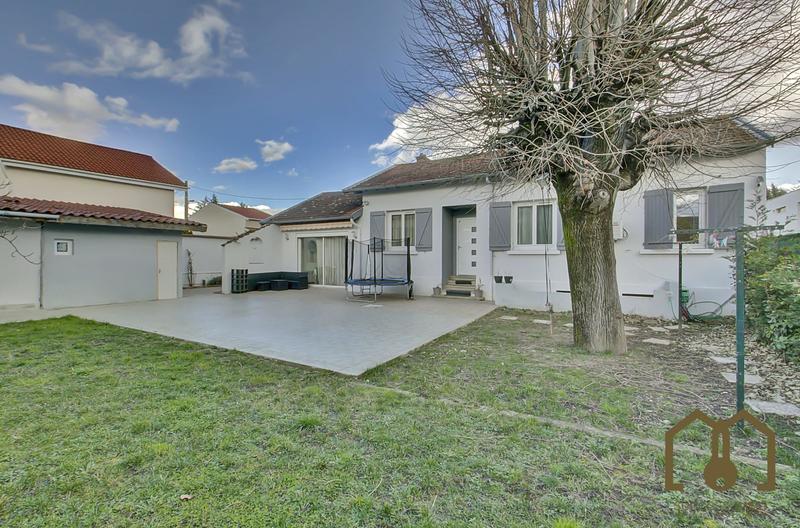 Villa - 98 m² - 5 pièces