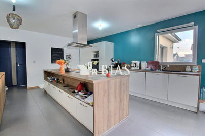 Maison - 163 m² - 7 pièces