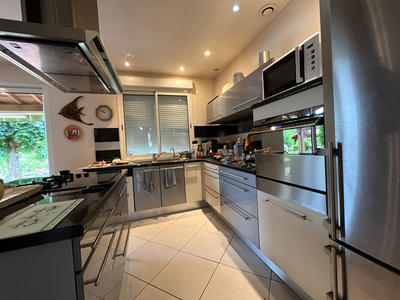 Maison - 99 m² - 5 pièces