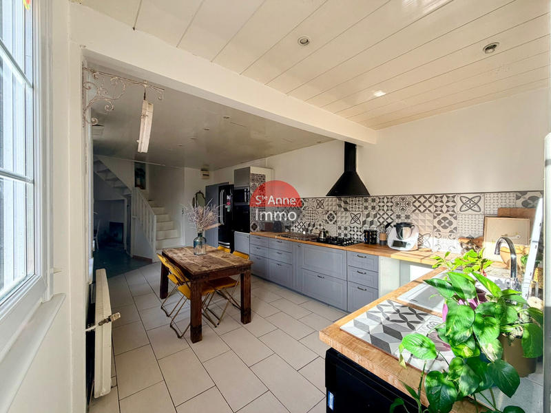 Maison - 197 m² - 7 pièces