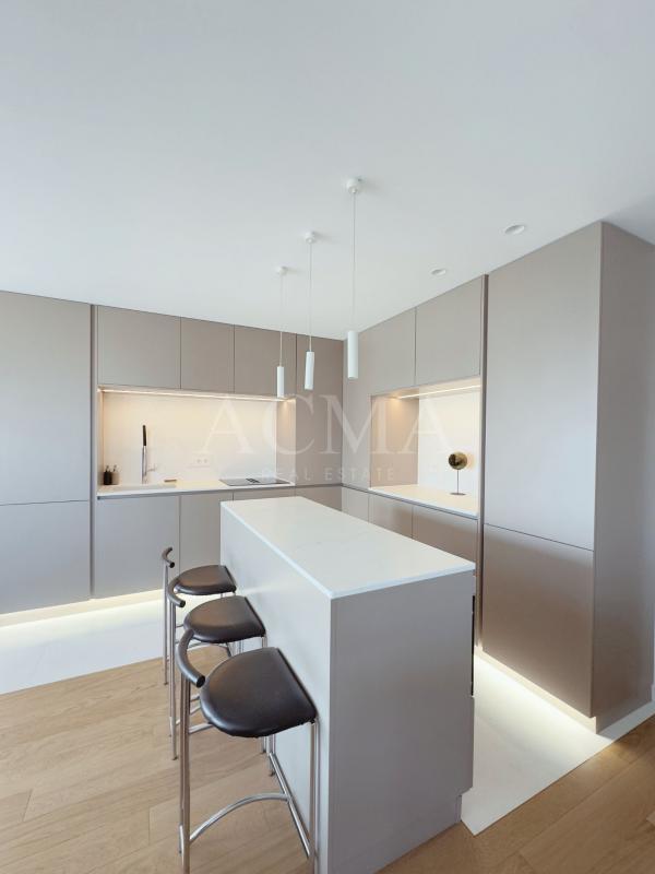 Appartement - 106 m² - 4 pièces