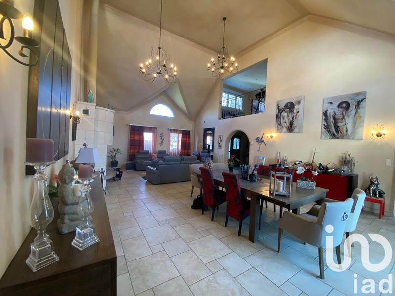 Maison - 195 m² - 5 pièces