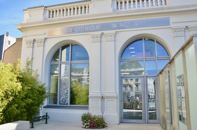 Enquêtes à la bibliothèque