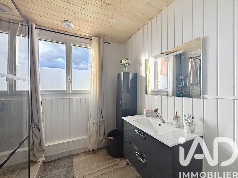 Maison - 177 m² - 7 pièces