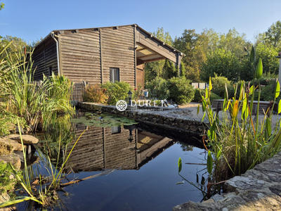 Villa - 359 m² - 11 pièces