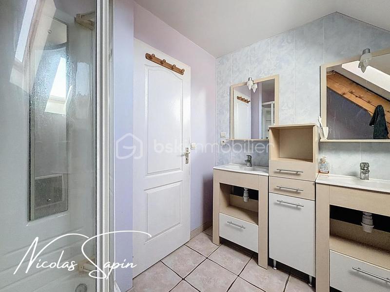 Maison - 139 m² - 6 pièces