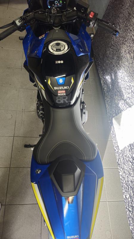 Suzuki Gsx-8r Bleu – / Garantie 5 ans 800