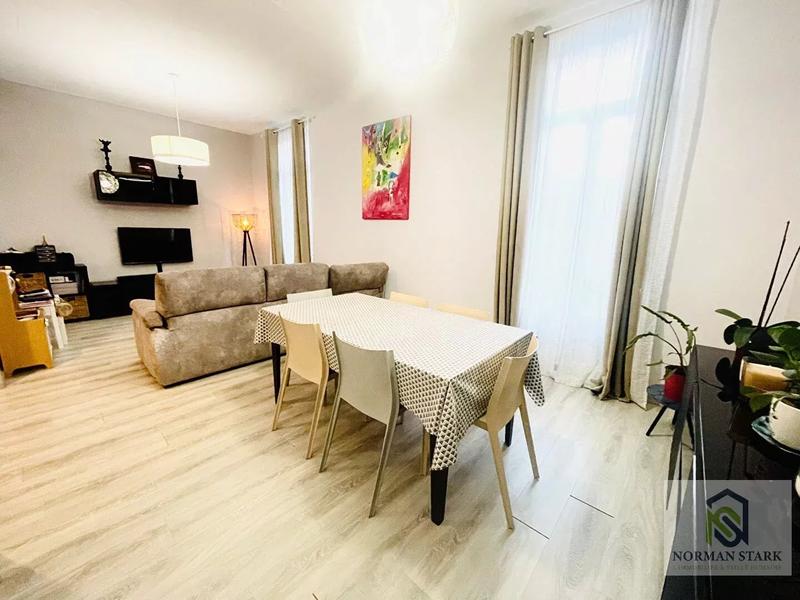 Appartement - 85 m² - 4 pièces