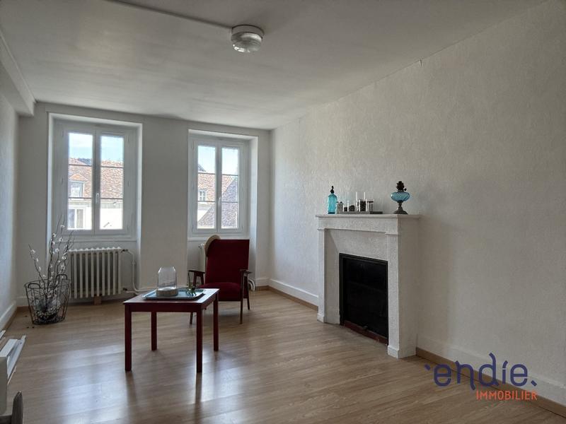 Maison - 159 m² - 6 pièces