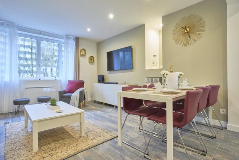 Appartement - 100 m² - 6 pièces