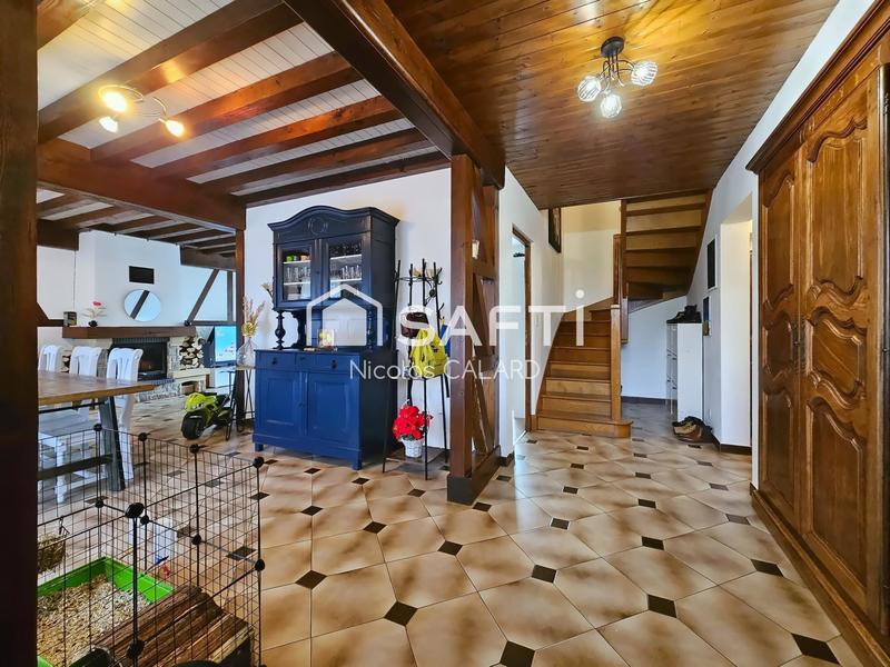 Maison - 170 m² - 7 pièces