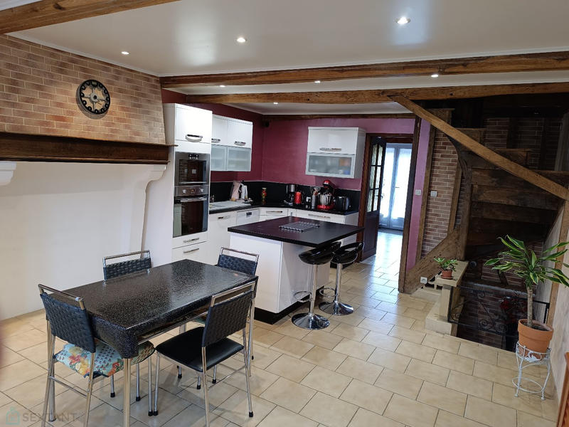 Maison - 172 m² - 7 pièces