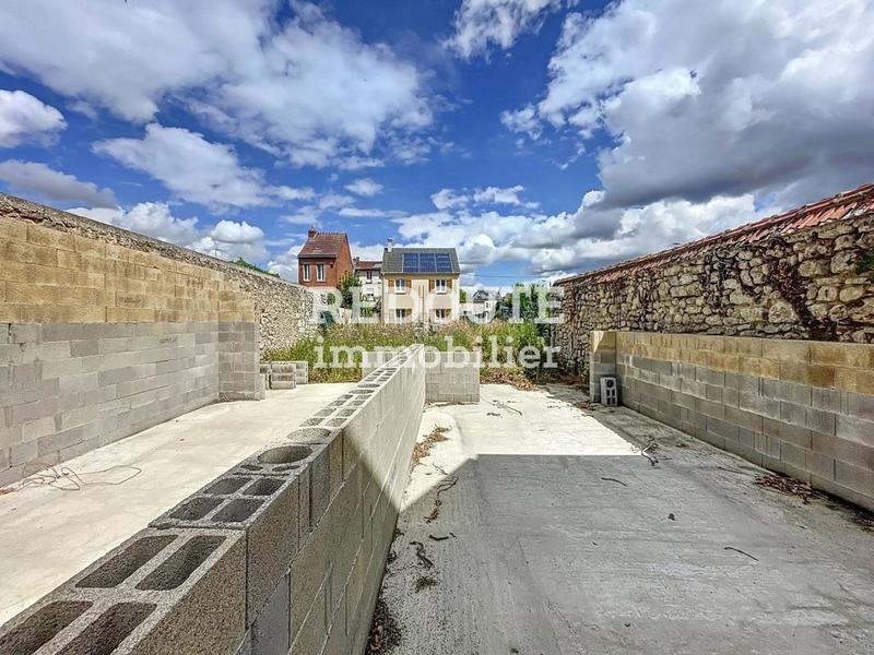 Terrain constructible - 246 m²