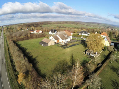 Maison - 290 m² - 9 pièces