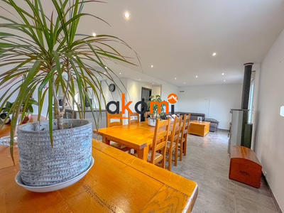 Maison - 86 m² - 4 pièces