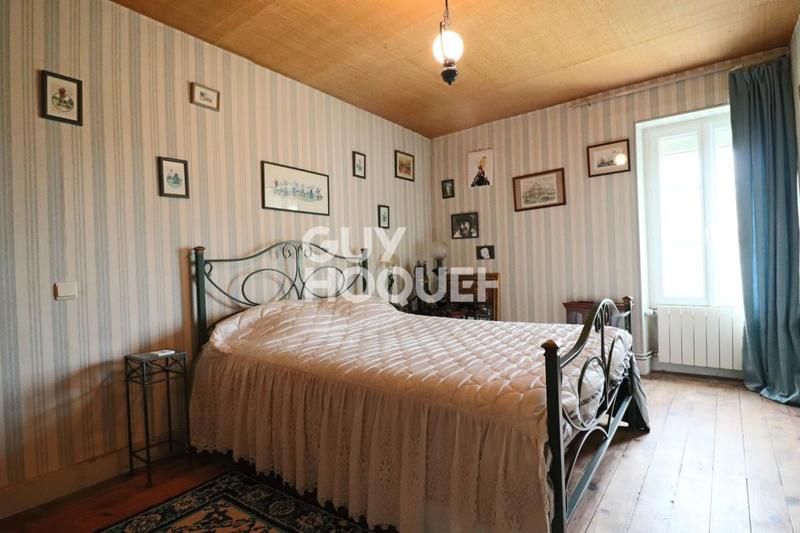 Maison ancienne - 225 m² - 8 pièces