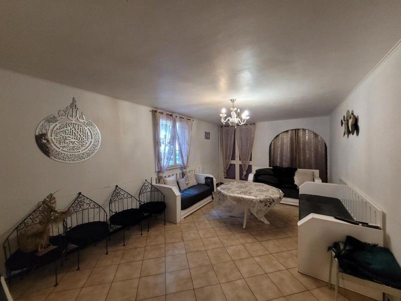 Appartement - 88 m² - 5 pièces