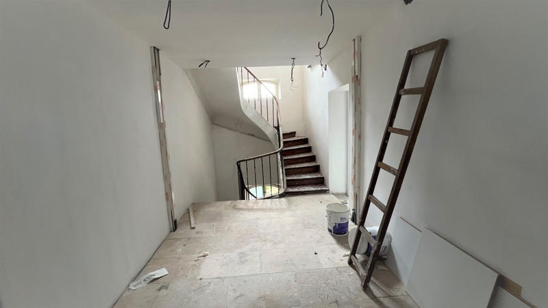 Immeuble - 240 m² - 7 pièces