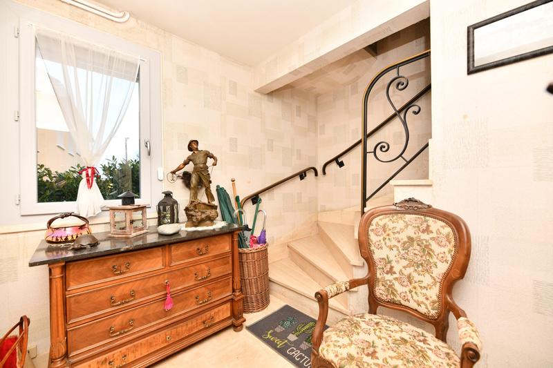 Maison - 102 m² - 5 pièces