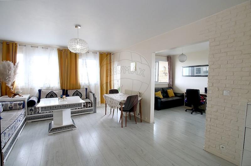 Appartement - 80 m² - 4 pièces