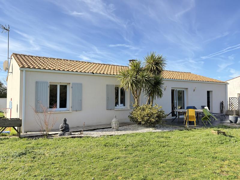 Maison - 98 m² - 4 pièces