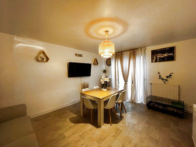 Duplex - 75 m² - 4 pièces