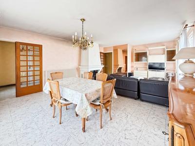 Maison - 102 m² - 4 pièces