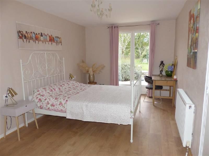 Maison - 230 m² - 7 pièces