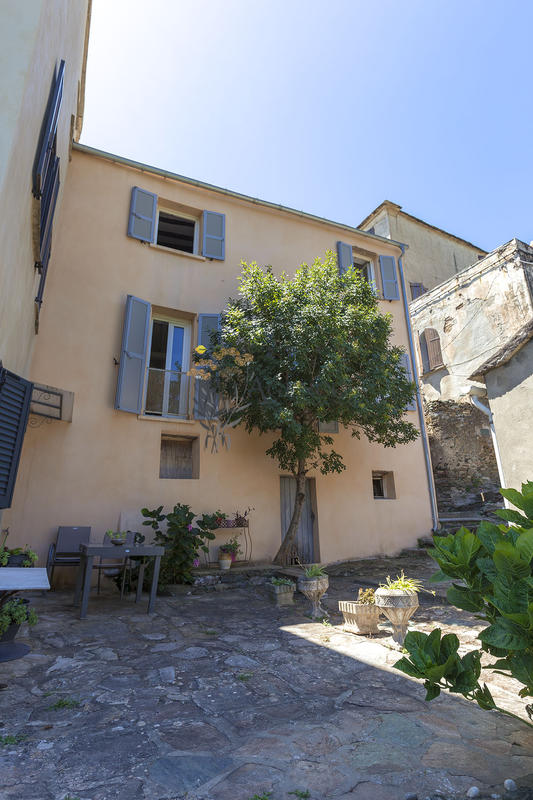 Maison - 77 m² - 4 pièces