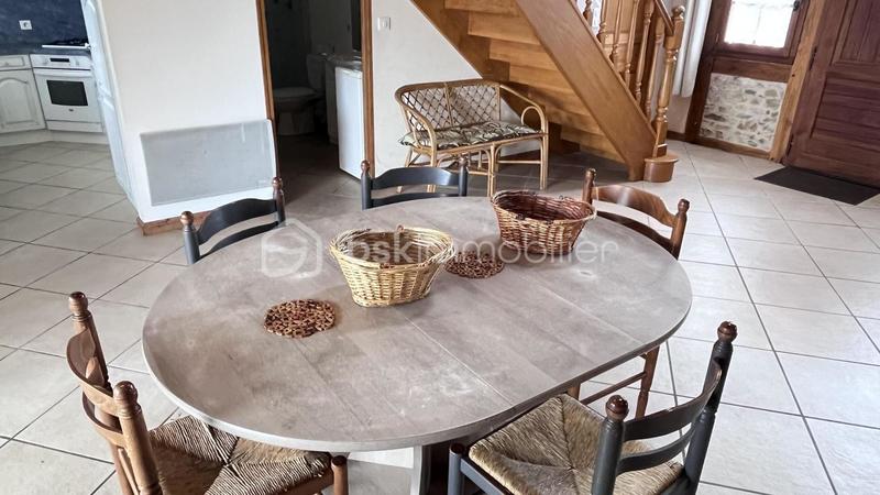 Immeuble - 216 m² - 10 pièces