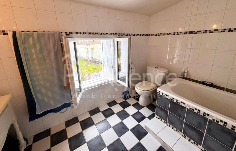 Maison - 123 m² - 5 pièces