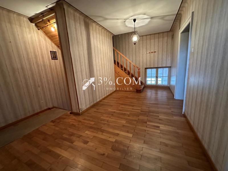 Maison de village - 252 m² - 11 pièces