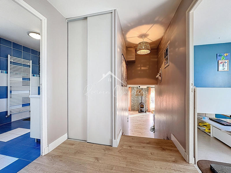 Maison - 137 m² - 7 pièces