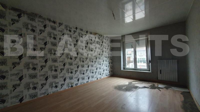 Maison - 250 m² - 8 pièces