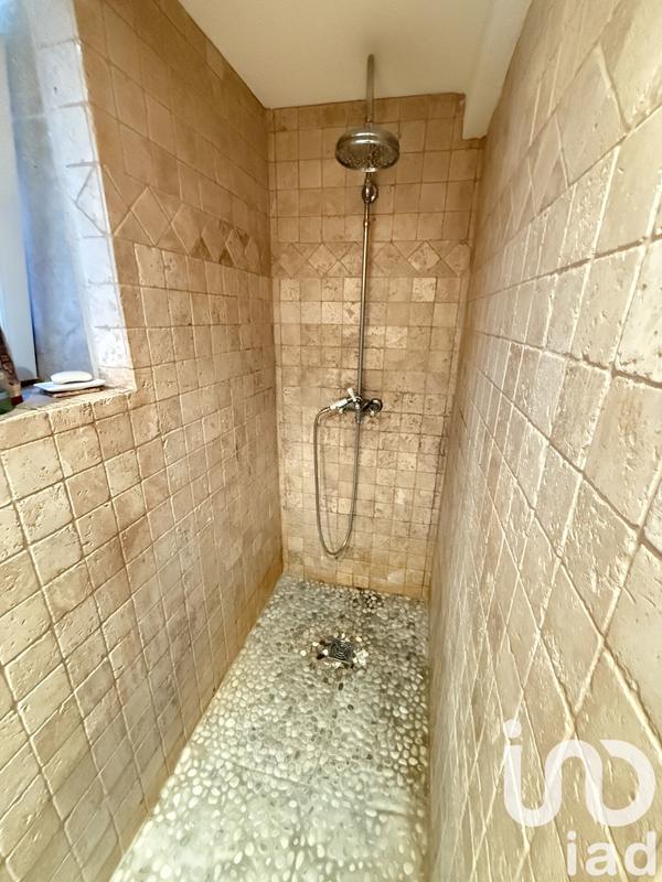 Maison - 170 m² - 9 pièces