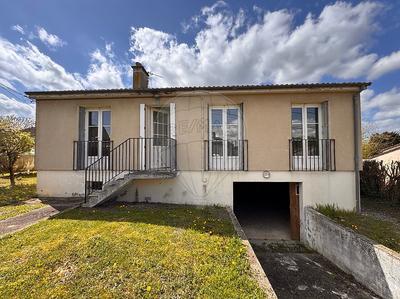 Maison - 98 m² - 5 pièces