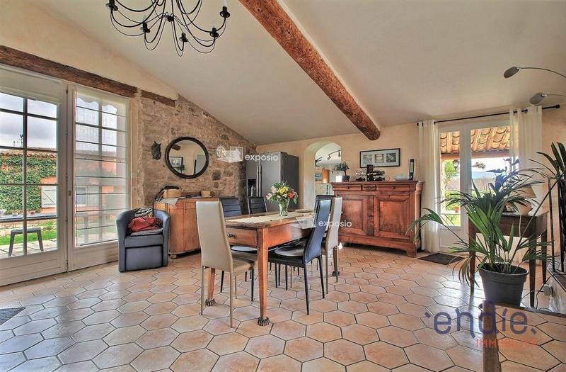 Maison - 350 m² - 14 pièces