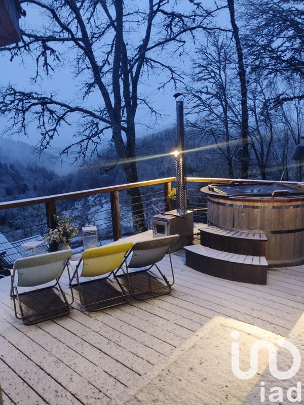 Maison - 200 m² - 10 pièces