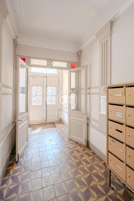 Appartement - 81 m² - 3 pièces