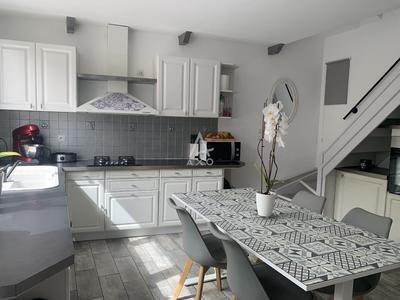 Maison - 83 m² - 3 pièces