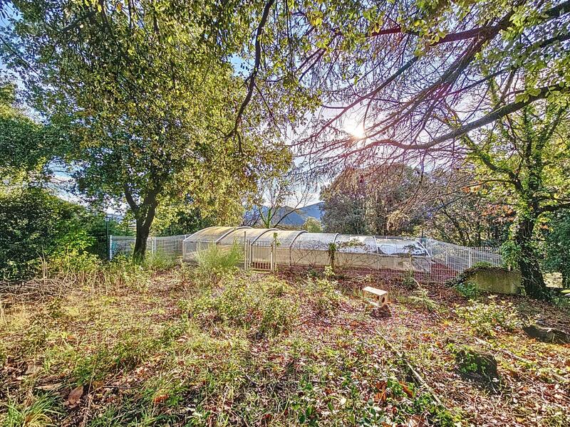 Villa - 190 m² - 9 pièces