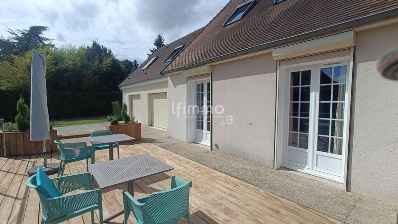 Pavillon - 150 m² - 7 pièces