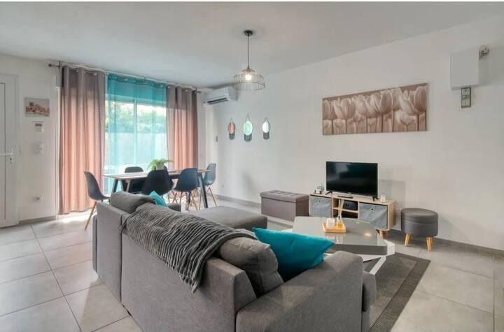 Maison - 96 m² - 4 pièces