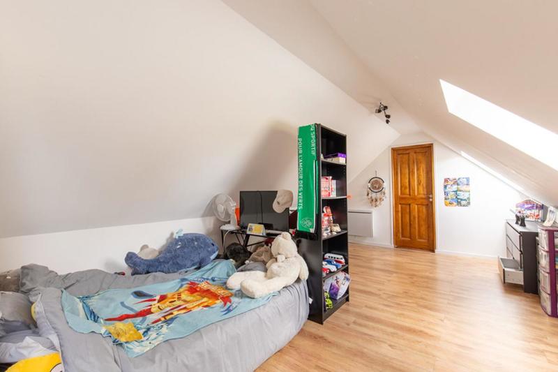 Maison - 245 m² - 7 pièces