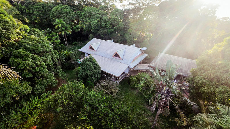 Maison - 270 m² - 7 pièces