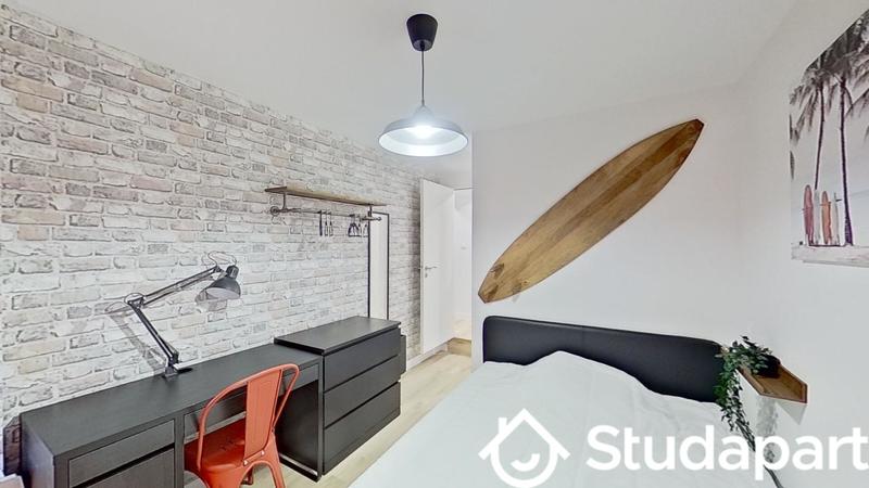 Chambre - 12 m² - 1 pièce