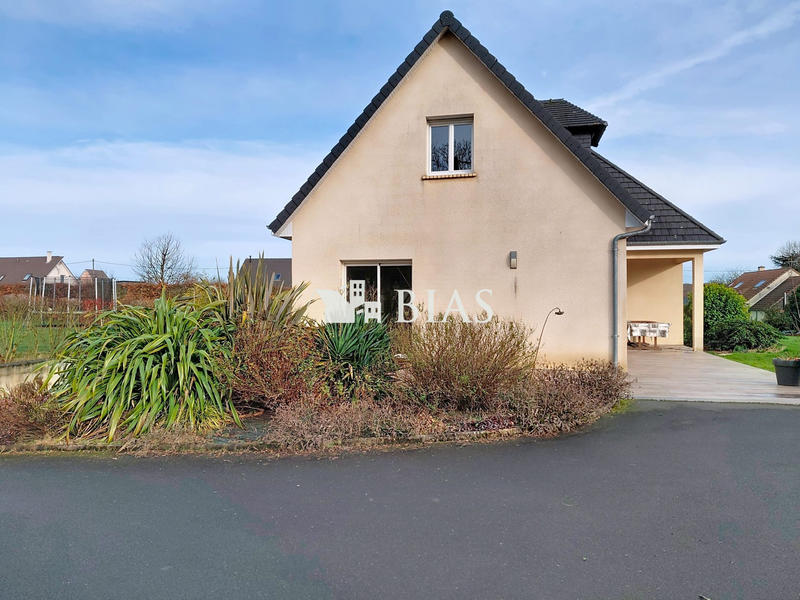 Maison - 105 m² - 5 pièces