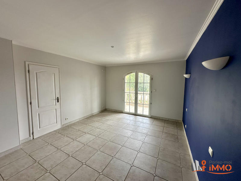 Maison - 180 m² - 6 pièces