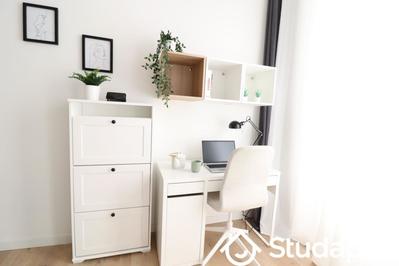 Chambre - 12 m² - 1 pièce